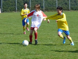 wieder zu spät am Ball