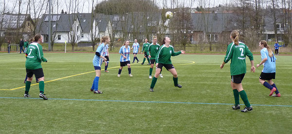 Jana mit Köpfchen und viel Spielwitz