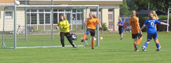 Annika unter Dauerbeschuss