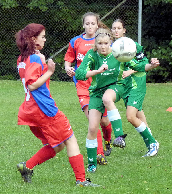 fb_b-juniorinnen_120929_058 Sichtbare Kampf- und Einsatzbereitschaft!