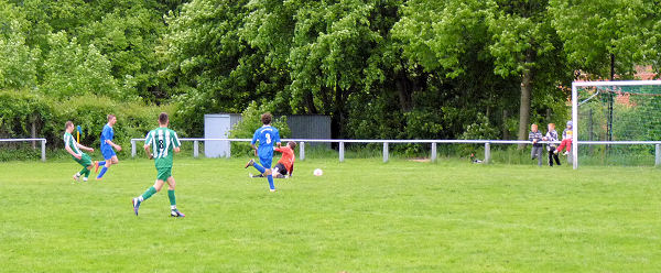 Ausgleich! Chris überlistet starken SG-Keeper