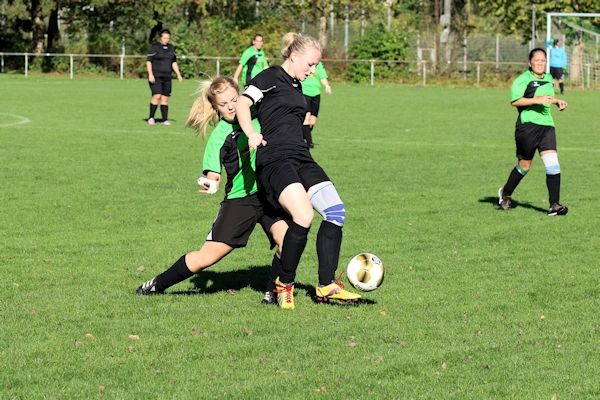 Jana mit Handicap gegen ihre ehemaligen Kolleginnen