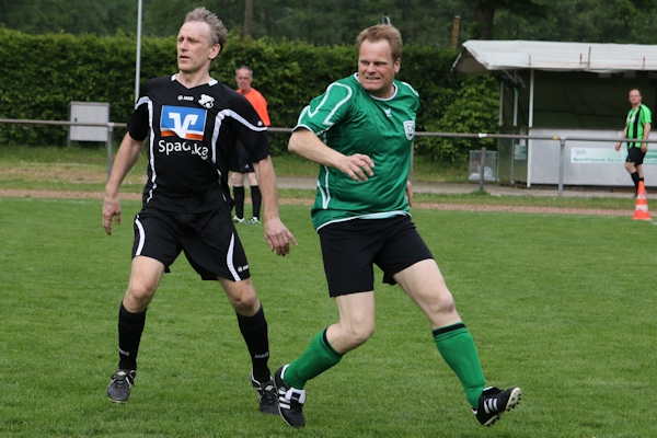 Leidensweg der Eichholzer Mannschaft - vom Feldspieler... ins Tor