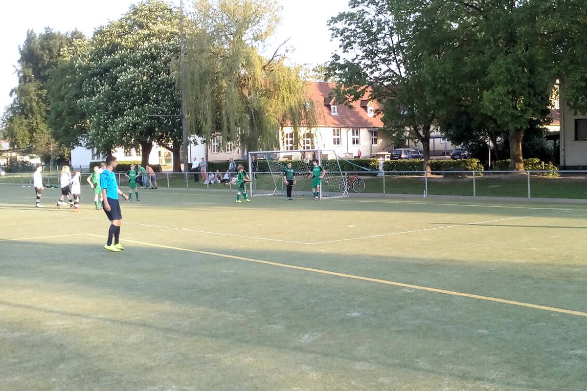 Verdienter Erfolg gegen die JSG Hügelland! Eichholz klar das bessere Team