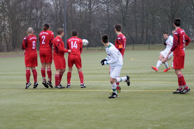 Jannik Rother mit Elfmeter zum 5:2 und mit diesem Freistoß zum 6:2