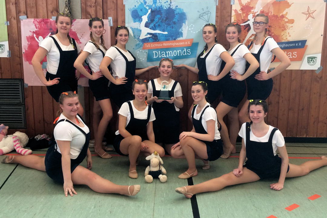 "Diamonds - 10. Platz, Jugend Masters" - Tanzthema "Bauarbeiter"