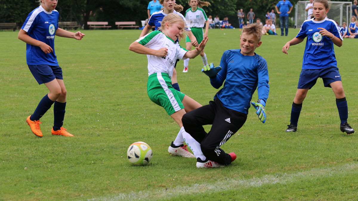 Kurz vor Schluss - JSG Keeper vor Jule