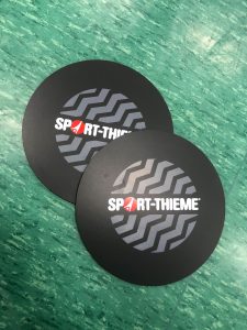 Die Rutsch-Pads mit Filzuntergrund eignen sich super für Übungen mit Eigenkörpergewicht